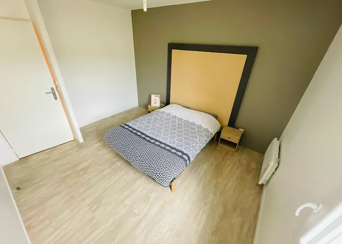 Pause Urbaine à - 393 Appartement *